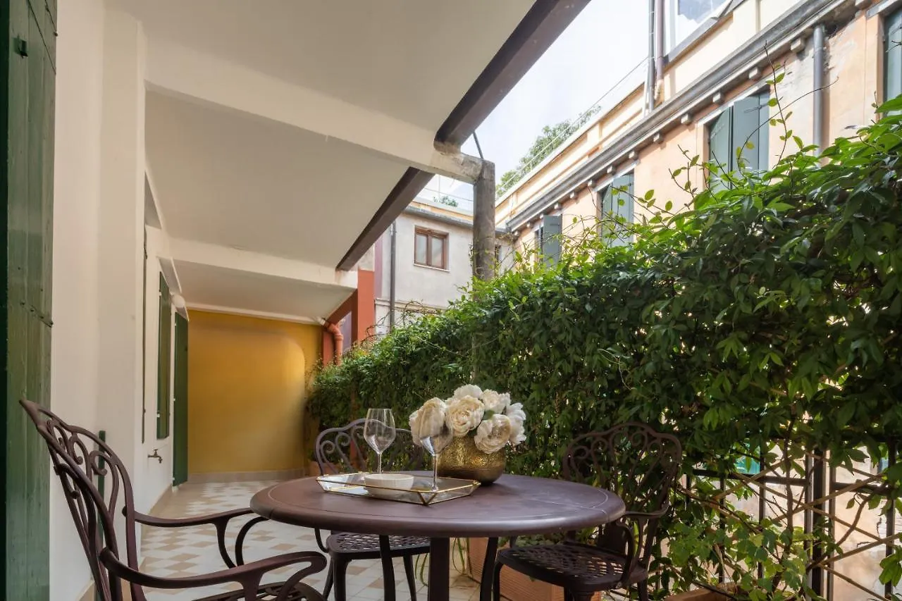 Venetian Palace R&R Apartment Venice