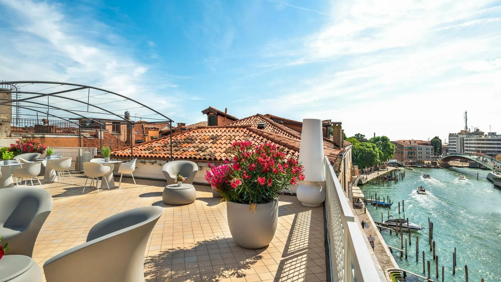Venetian Palace R&R