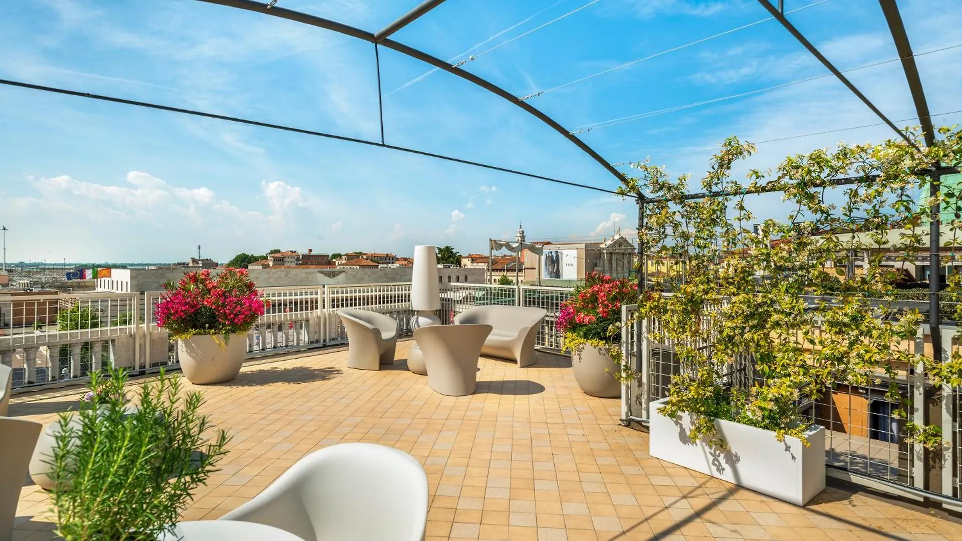 Apartment Venetian Palace R&R